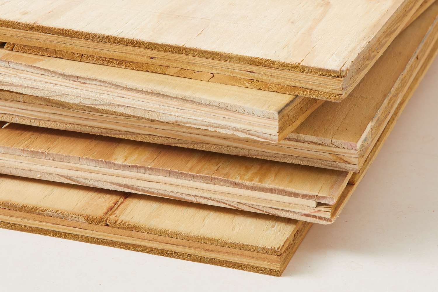 Why Plywood is Used in Construction Projects?